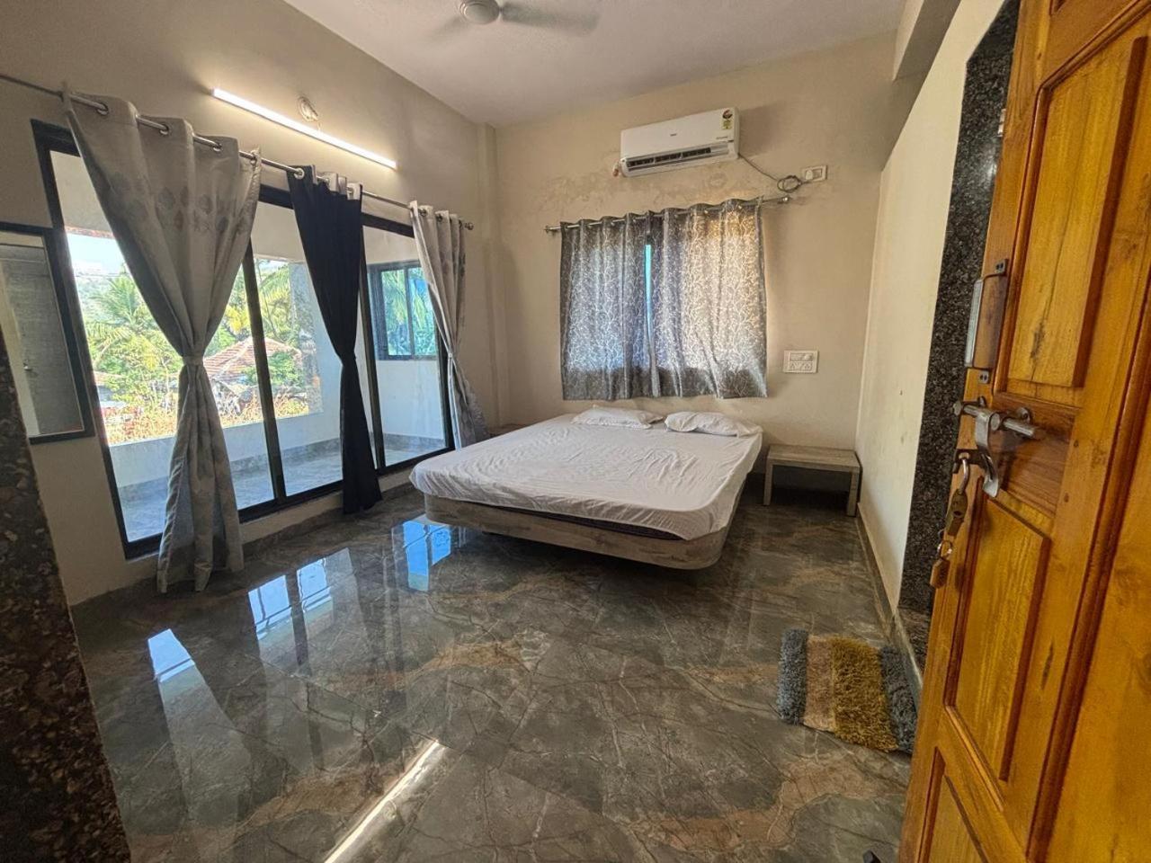 Shobhnath Home Stay Harnai Ruang foto