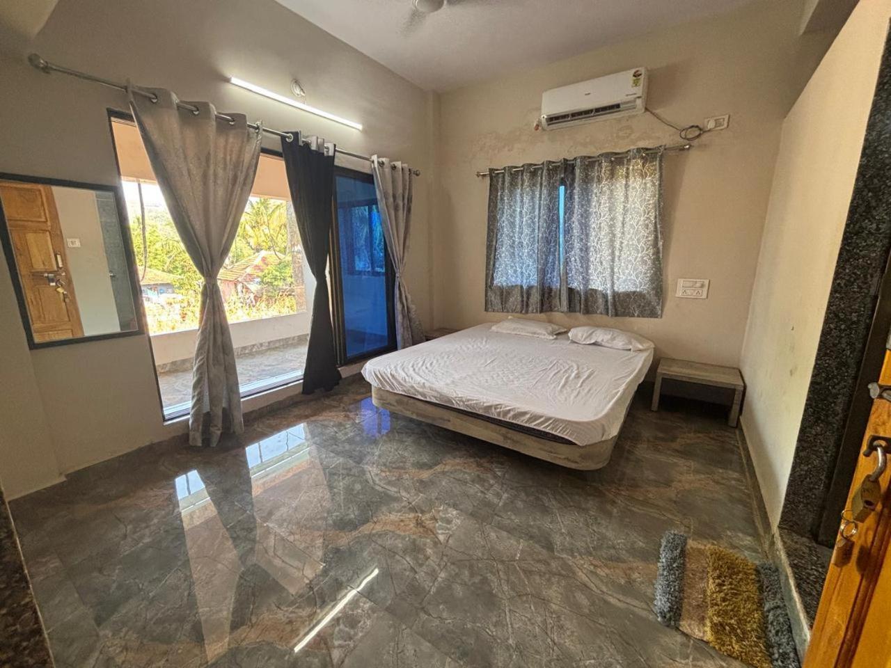 Shobhnath Home Stay Harnai Ruang foto